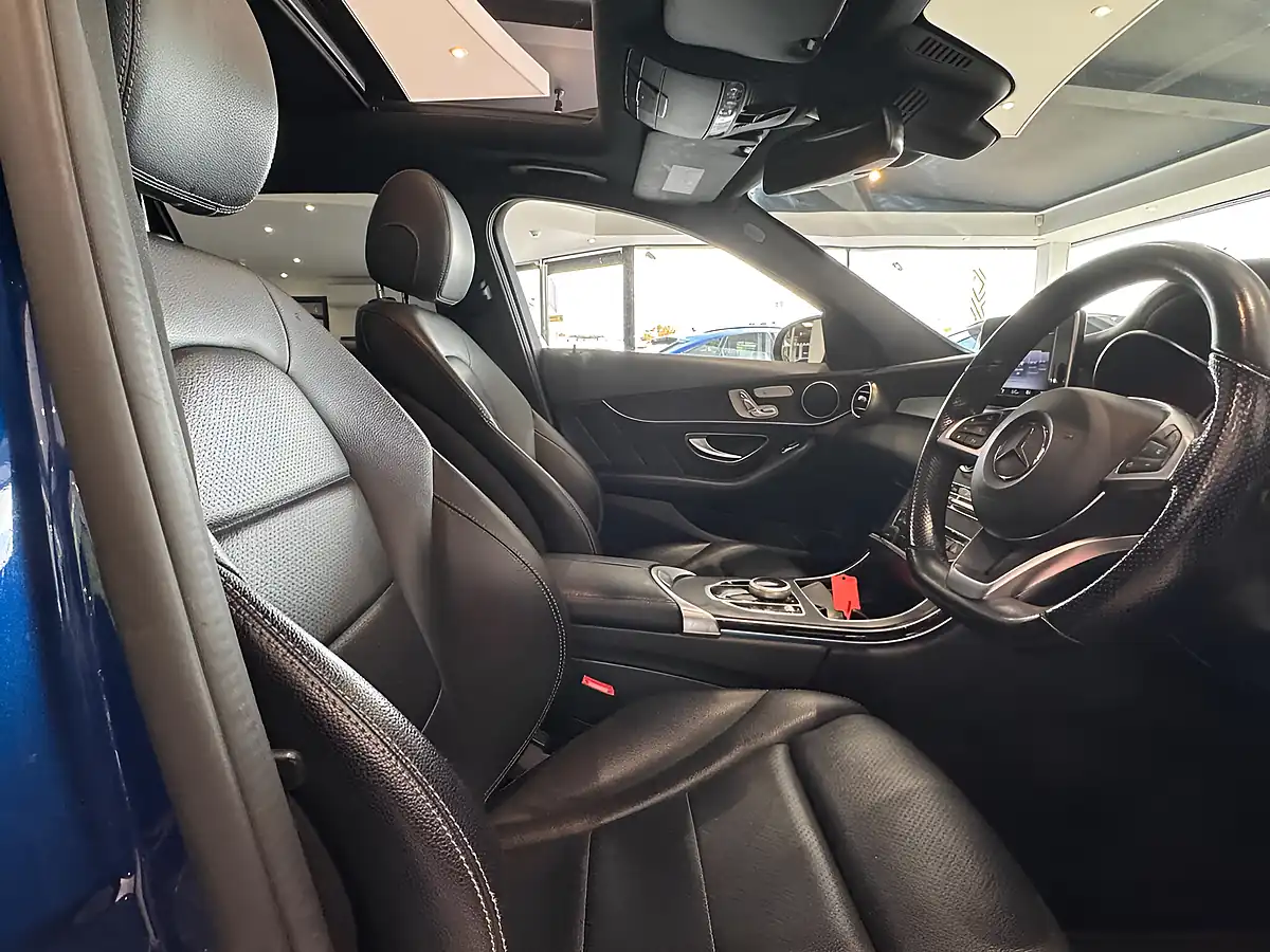 Used 2018 Mercedes-Benz C Class AMG Line (premium) Blue - Interior and Exterior details 11