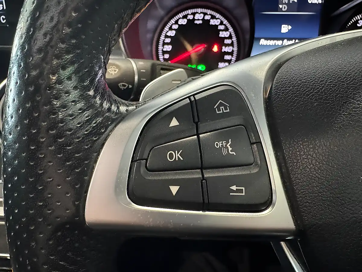 Used 2018 Mercedes-Benz C Class AMG Line (premium) Blue - Interior and Exterior details 15