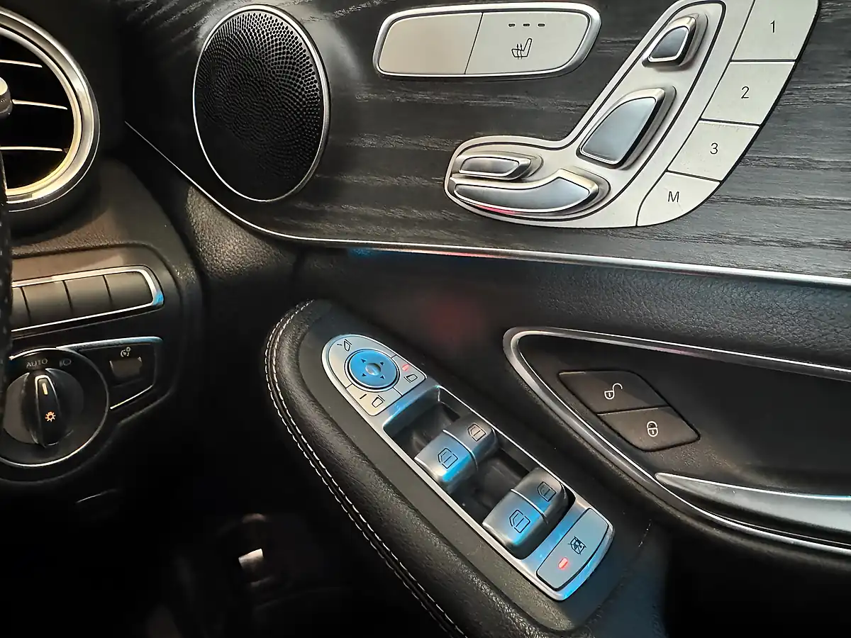 Used 2018 Mercedes-Benz C Class AMG Line (premium) Blue - Interior and Exterior details 20