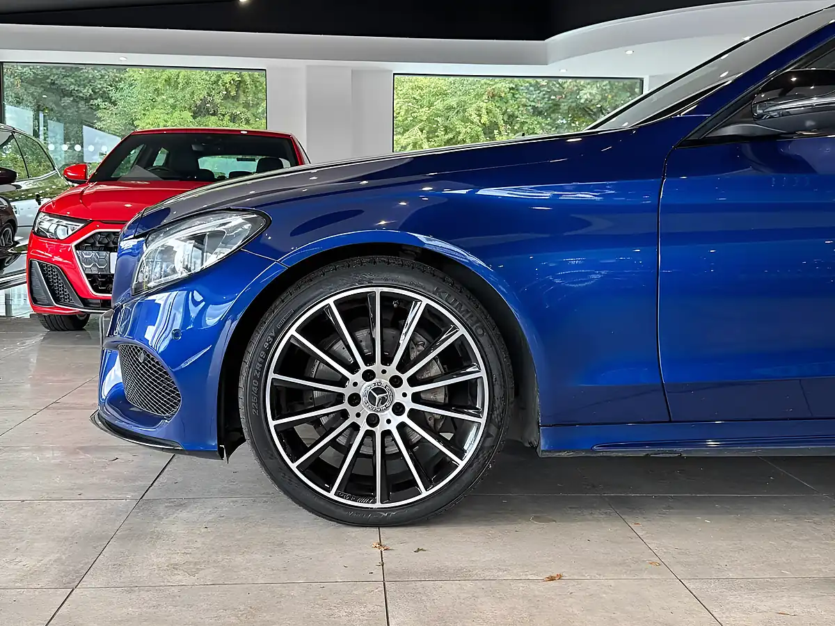 Used 2018 Mercedes-Benz C Class AMG Line (premium) Blue - Interior and Exterior details 8