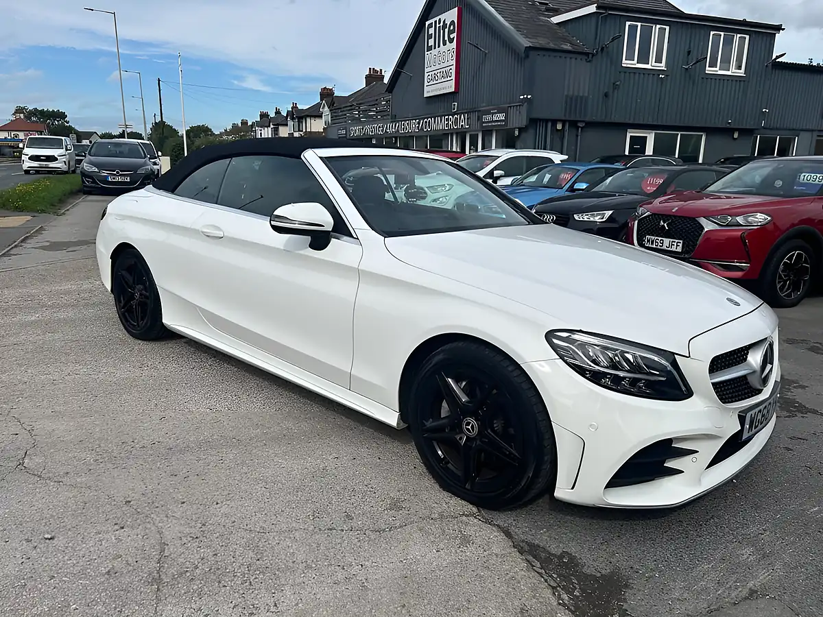 Used 2018 Mercedes-Benz C Class AMG Line White - Front View