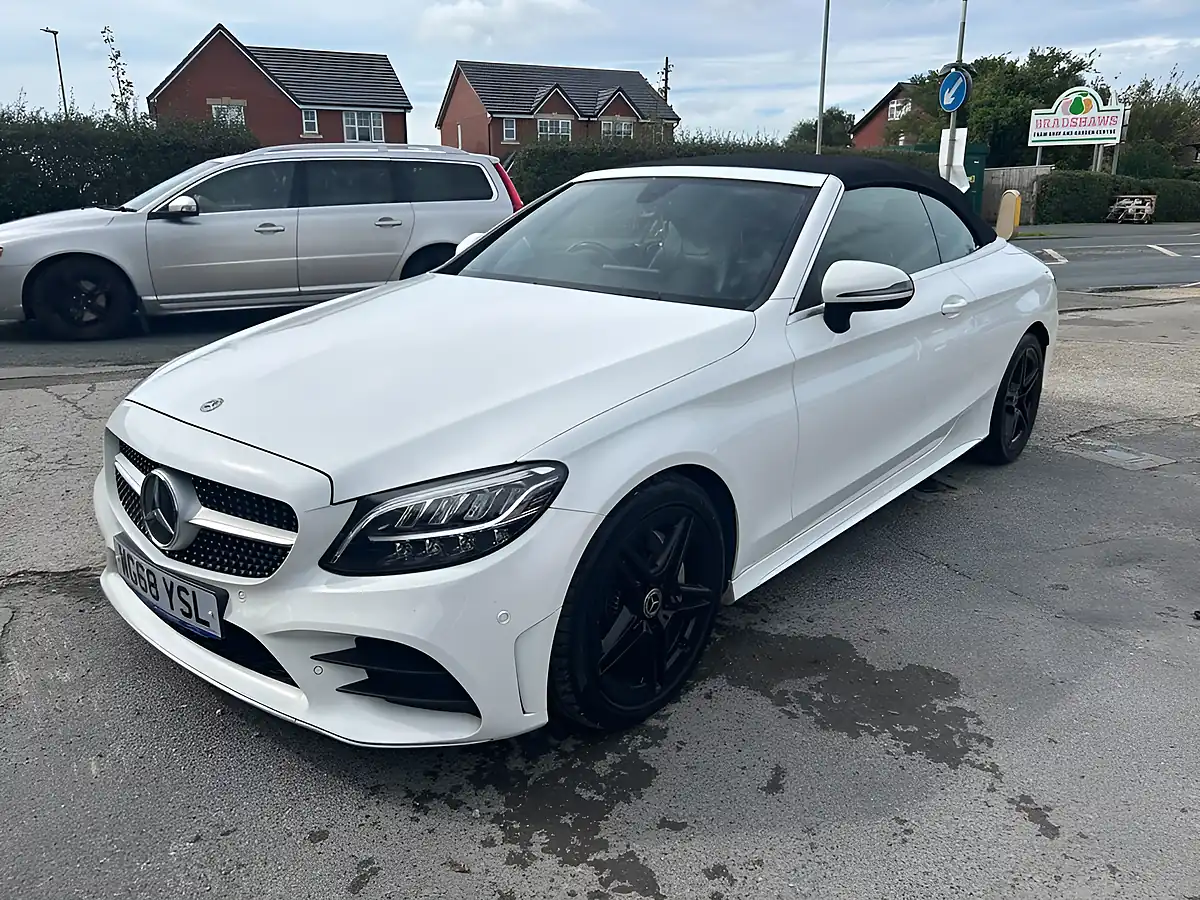 Used 2018 Mercedes-Benz C Class AMG Line White - Interior and Exterior details 20
