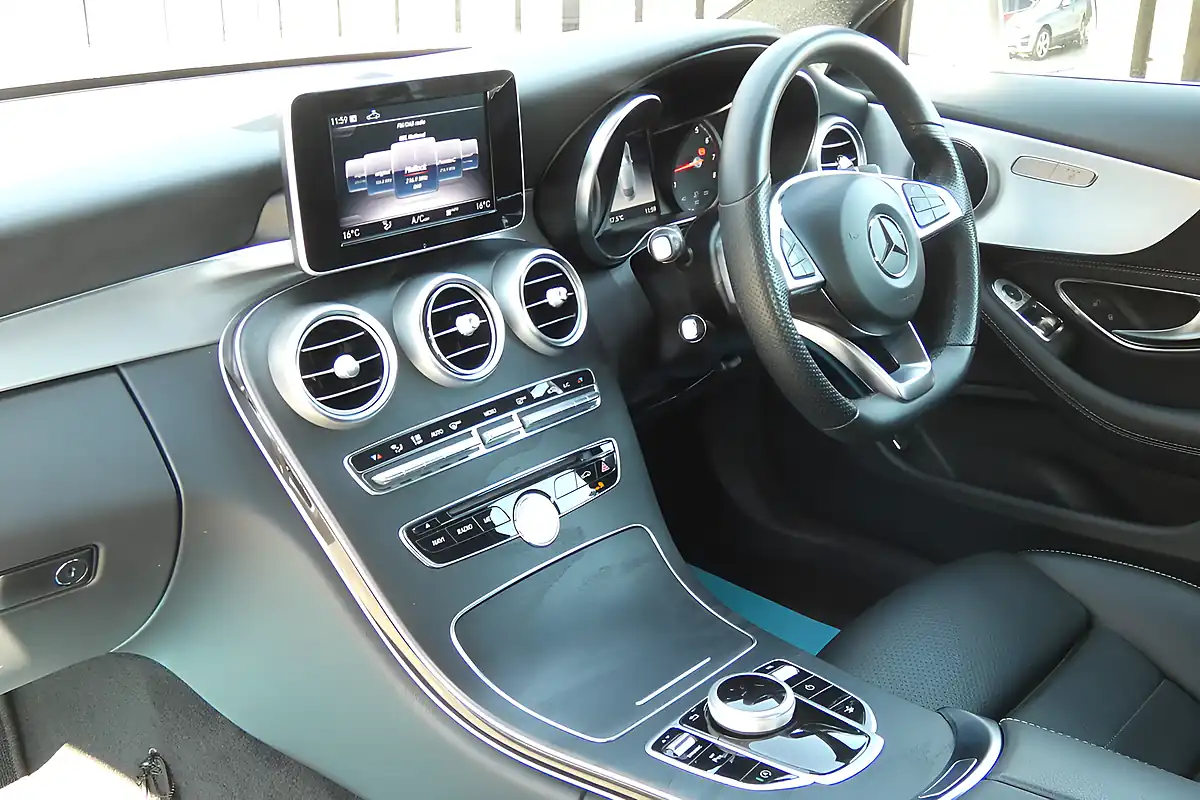 Used 2018 Mercedes-Benz C Class AMG Line White - Interior and Exterior details 10