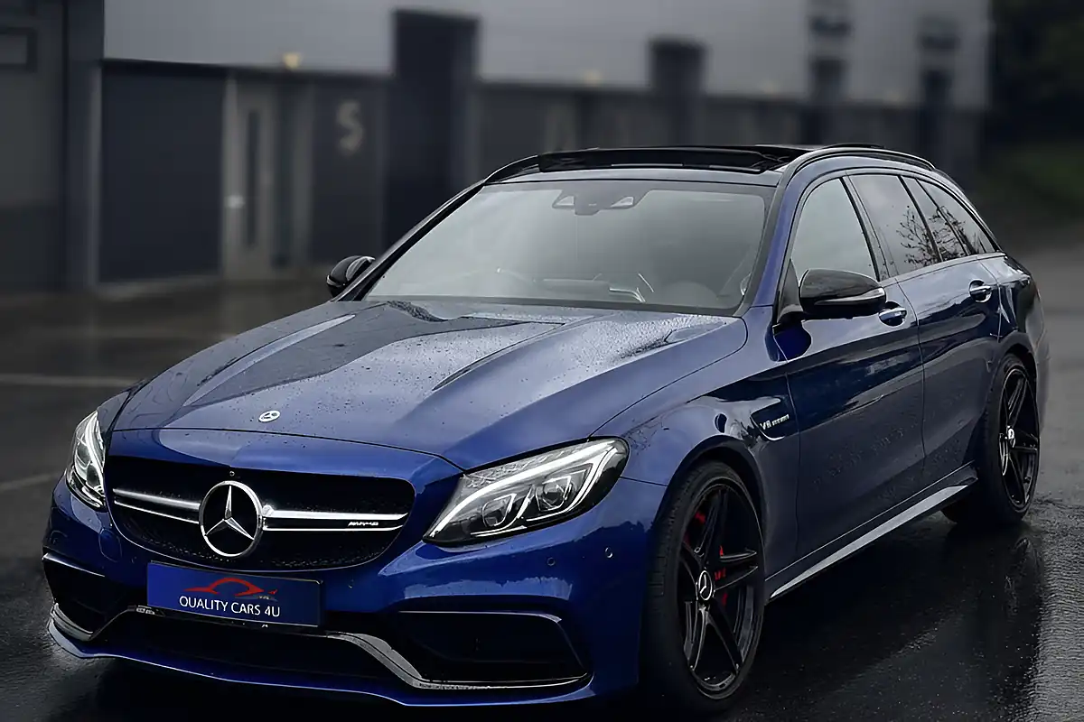 Used 2018 Mercedes-Benz C-Class Premium Blue - Interior and Exterior details 2