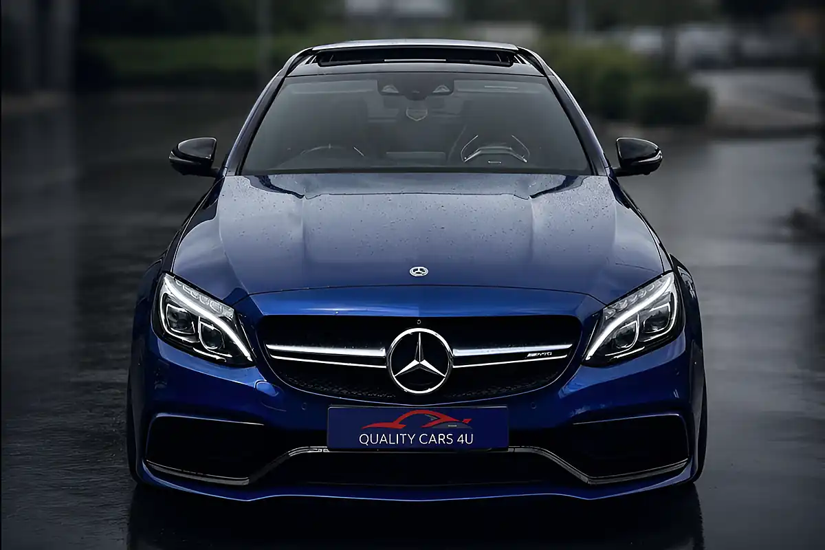 Used 2018 Mercedes-Benz C-Class Premium Blue - Interior and Exterior details 3