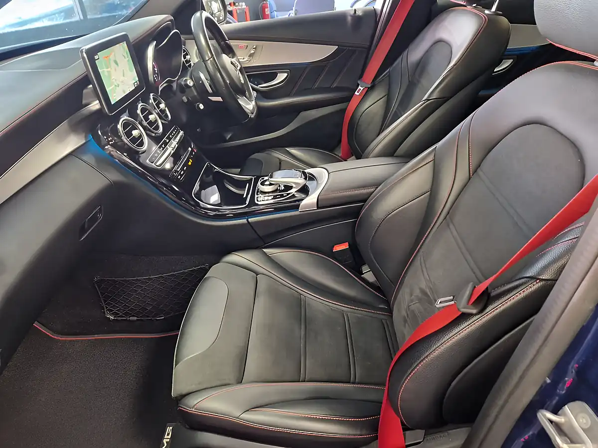 Used 2018 Mercedes-Benz C Class Premium Plus Blue - Interior and Exterior details 12