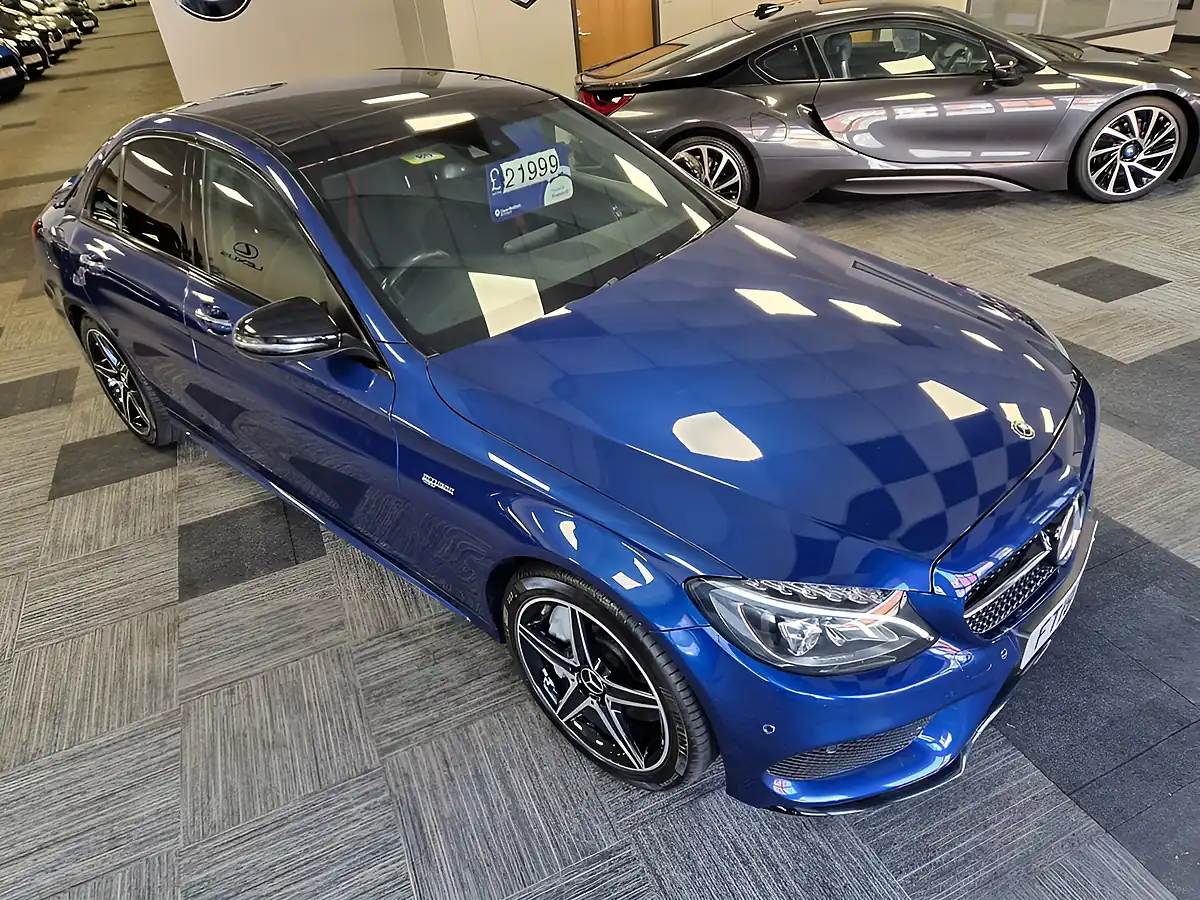 Used 2018 Mercedes-Benz C Class Premium Plus Blue - Interior and Exterior details 20
