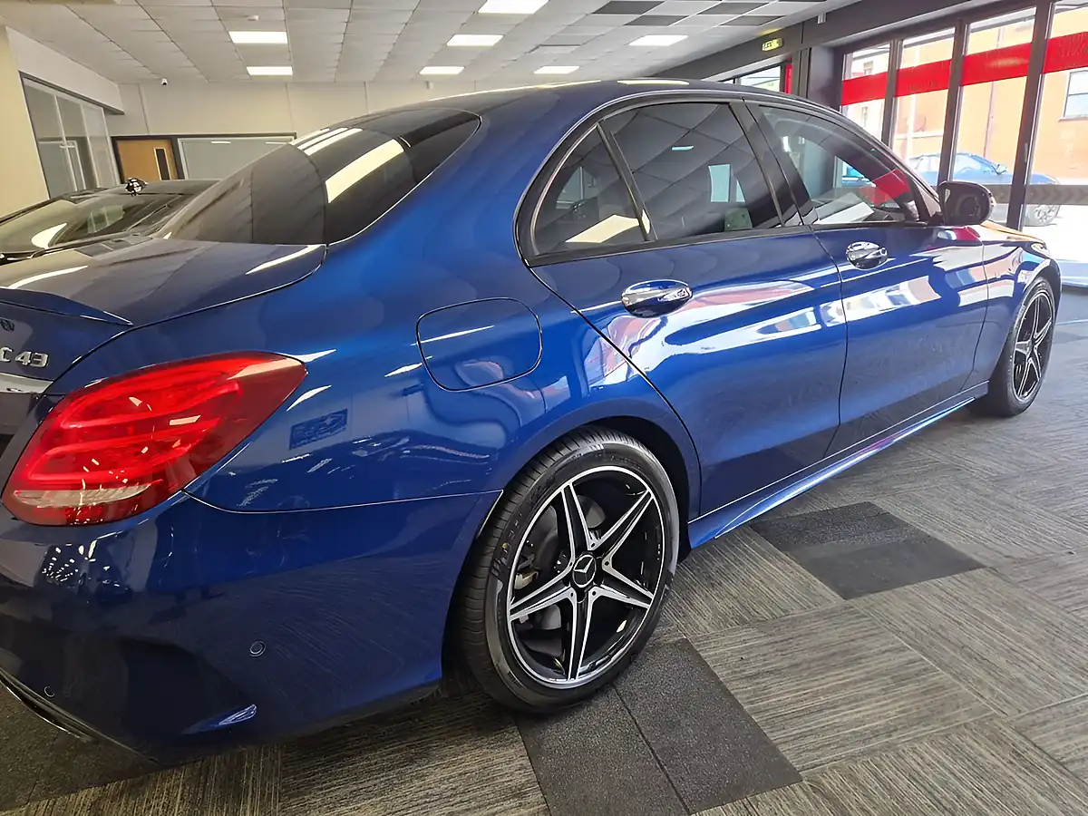Used 2018 Mercedes-Benz C Class Premium Plus Blue - Interior and Exterior details 7