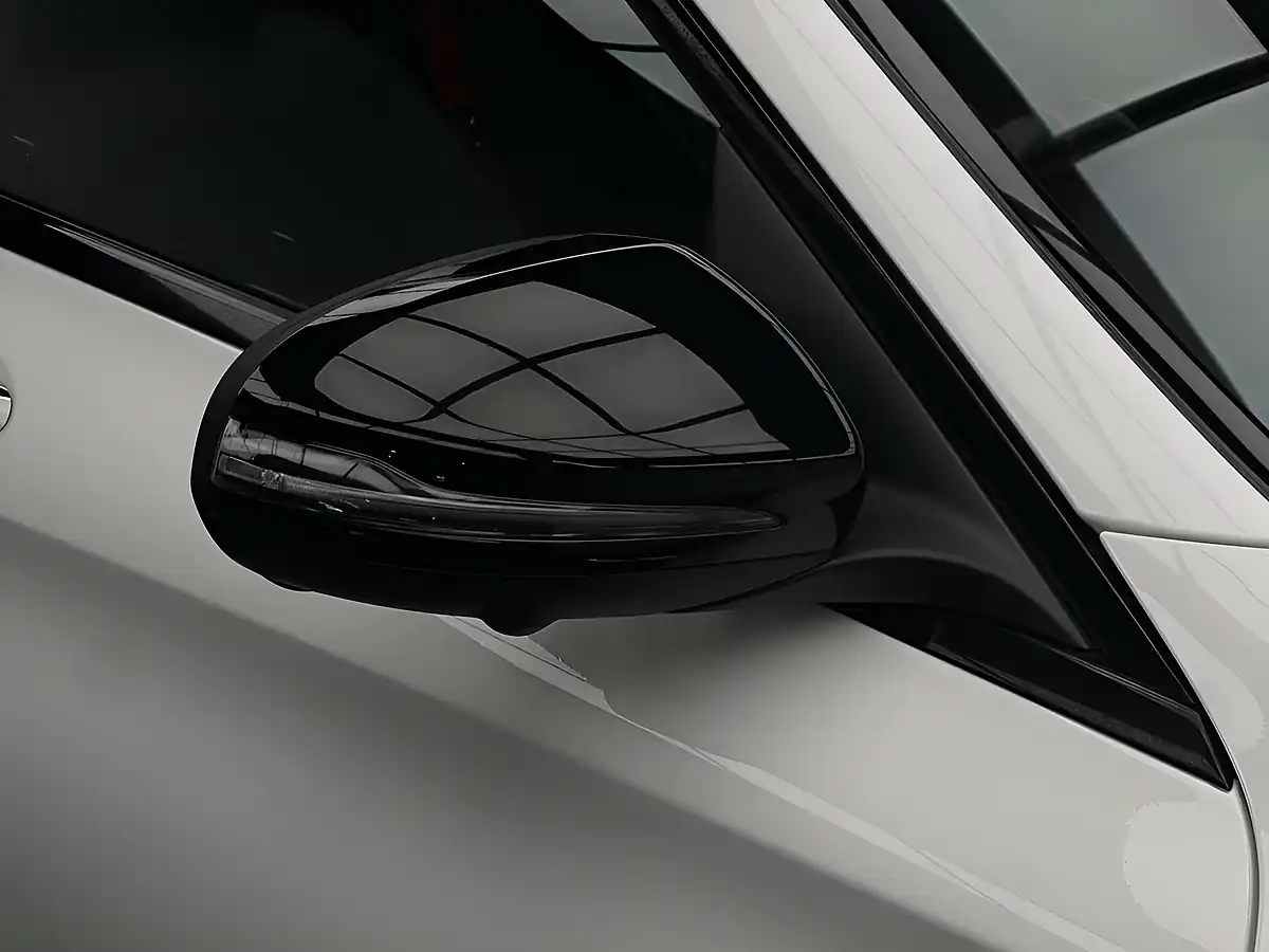 Used 2018 Mercedes-Benz C Class Premium+ White - Interior and Exterior details 9
