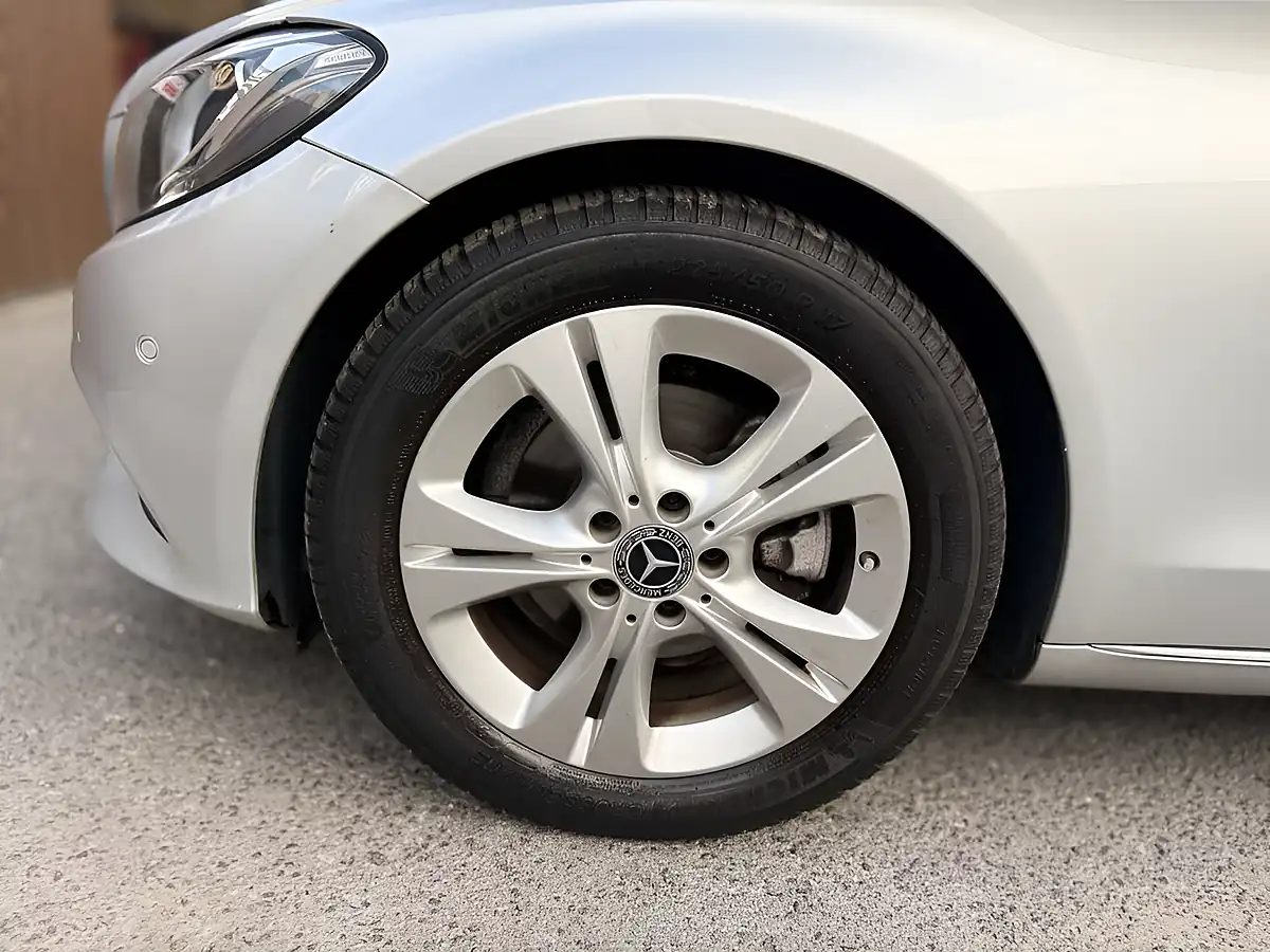 Used 2018 Mercedes-Benz C Class Se Executive Edition Silver - Interior and Exterior details 19