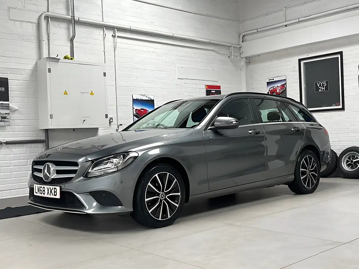 Used 2018 Mercedes-Benz C-Class Se Grey - Interior and Exterior details 8