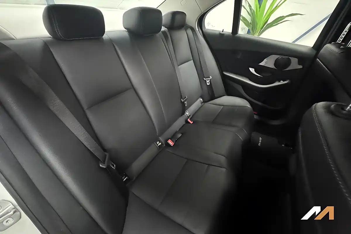 Used 2018 Mercedes-Benz C Class Se Silver - Interior and Exterior details 15