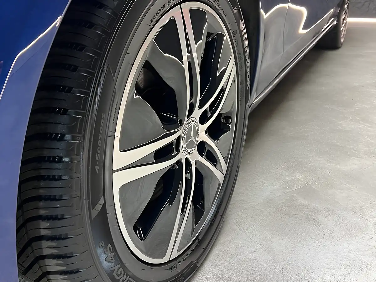 Used 2018 Mercedes-Benz C-Class Sport Brilliant Blue - Interior and Exterior details 18