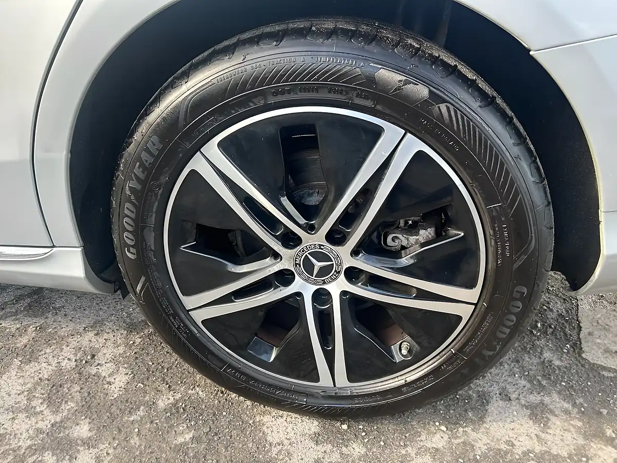 Used 2018 Mercedes-Benz C Class Sport (premium) Silver - Interior and Exterior details 19