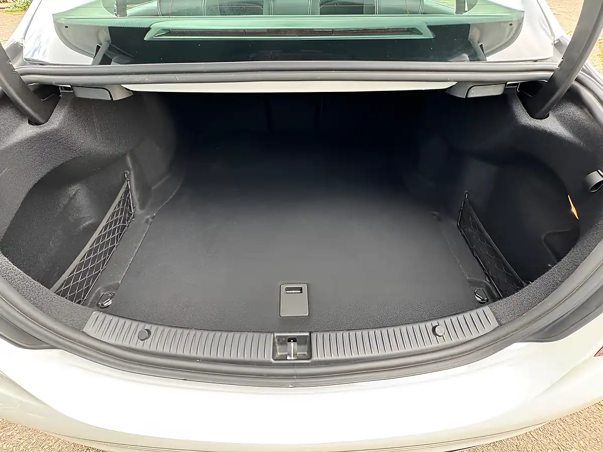 Used 2018 Mercedes-Benz C-Class Sport White - Interior and Exterior details 15