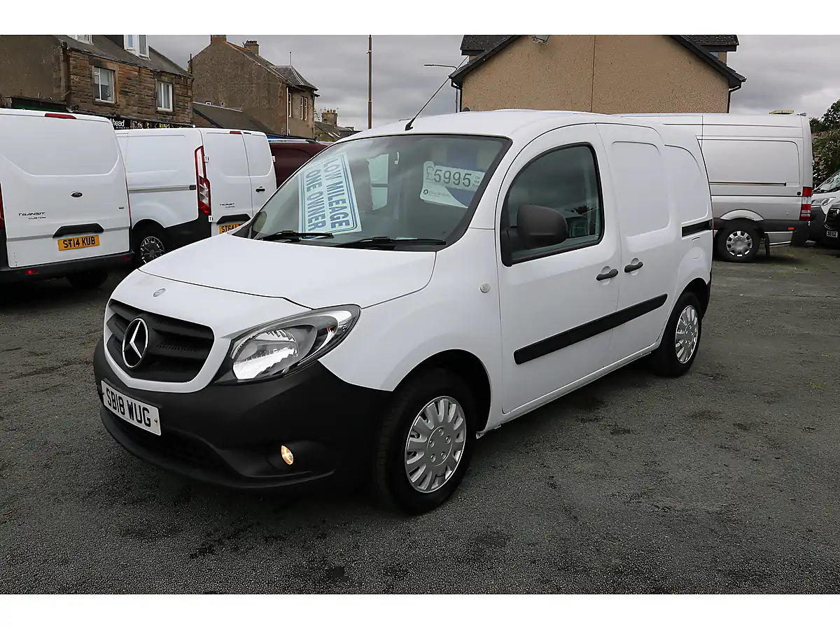 Used 2018 Mercedes-Benz Citan Blueefficiency White - Interior and Exterior details 3