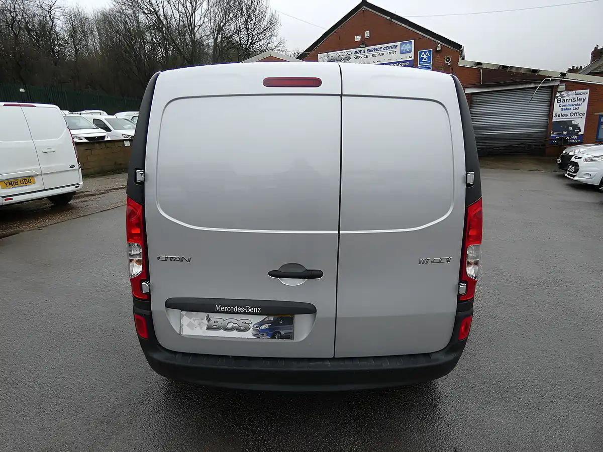 Used 2018 Mercedes-Benz Citan Double Cab Crew Van Silver - Interior and Exterior details 13