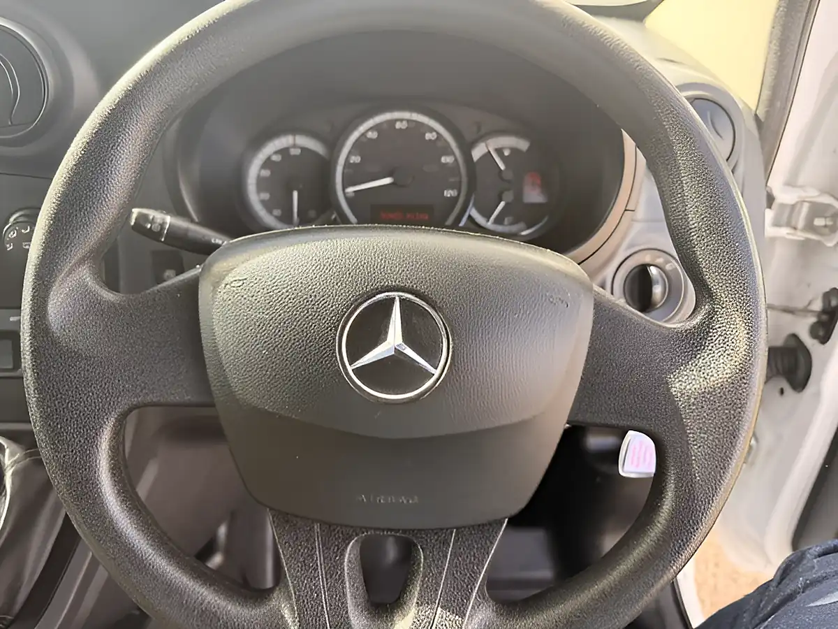 Used 2018 Mercedes-Benz Citan L2 Lwb Blue Efficiency White - Interior and Exterior details 19