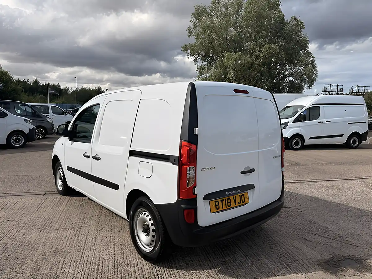 Used 2018 Mercedes-Benz Citan L2 Lwb Blue Efficiency White - Interior and Exterior details 6
