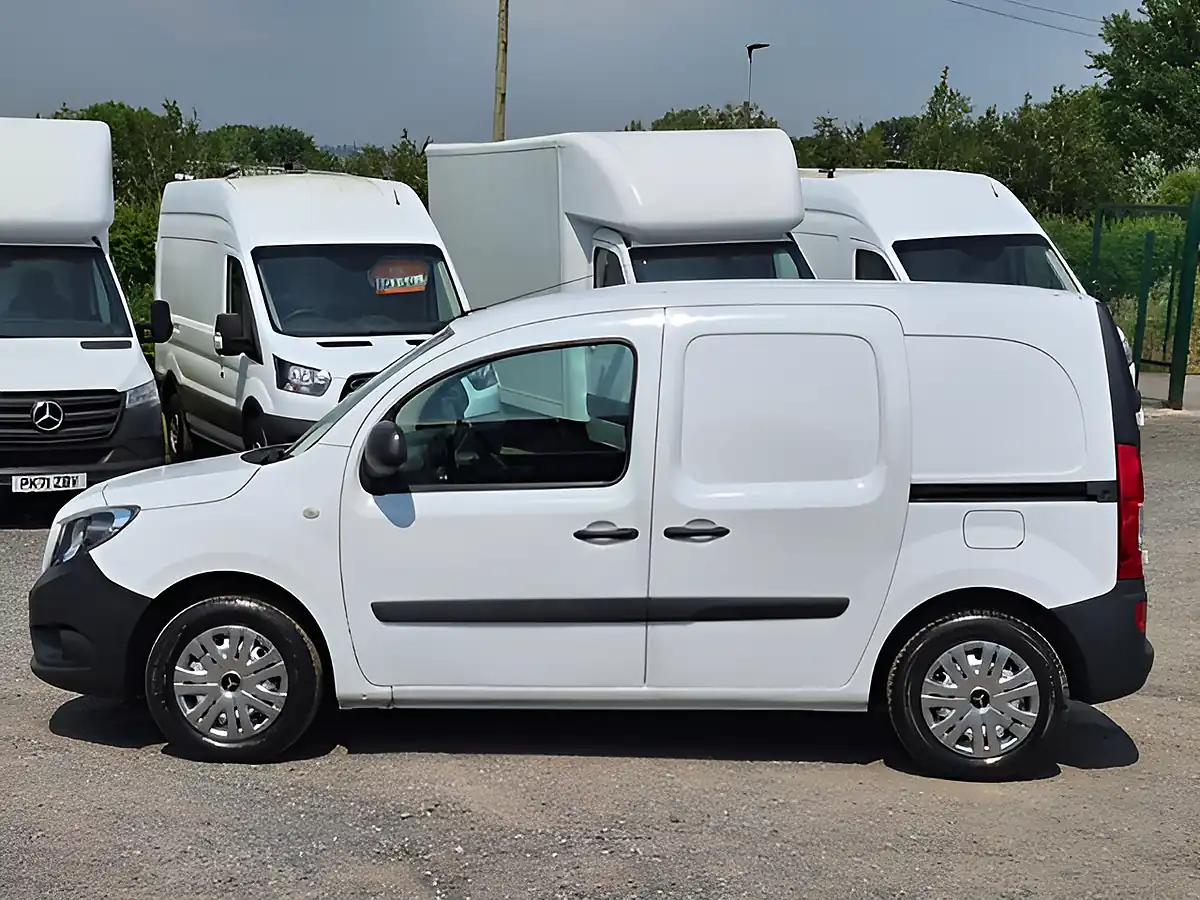Used 2018 Mercedes-Benz Citan Long Lwb L2 White - Interior and Exterior details 5