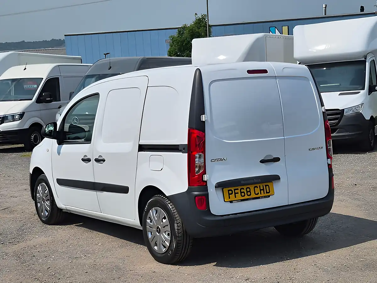 Used 2018 Mercedes-Benz Citan Long Lwb L2 White - Interior and Exterior details 6
