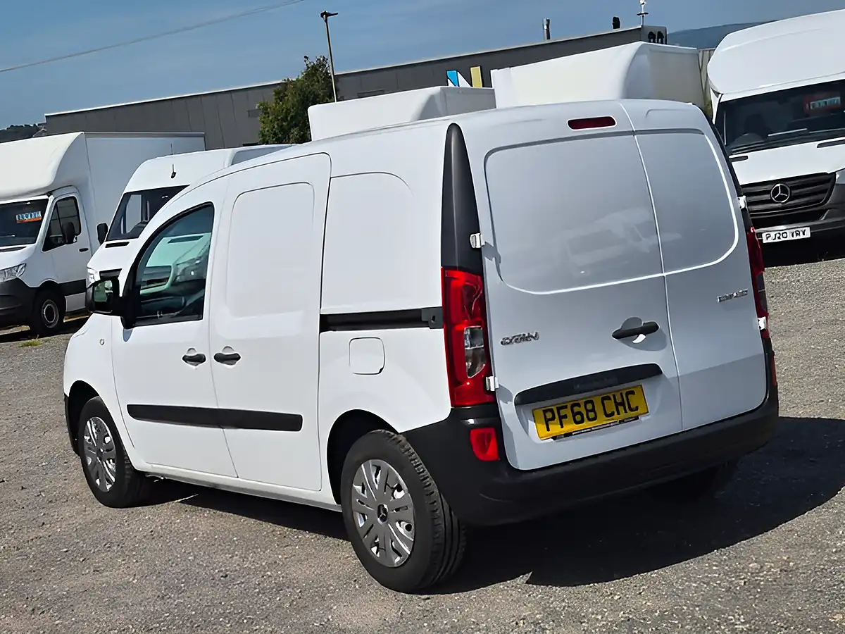 Used 2018 Mercedes-Benz Citan Long Lwb White - Interior and Exterior details 7