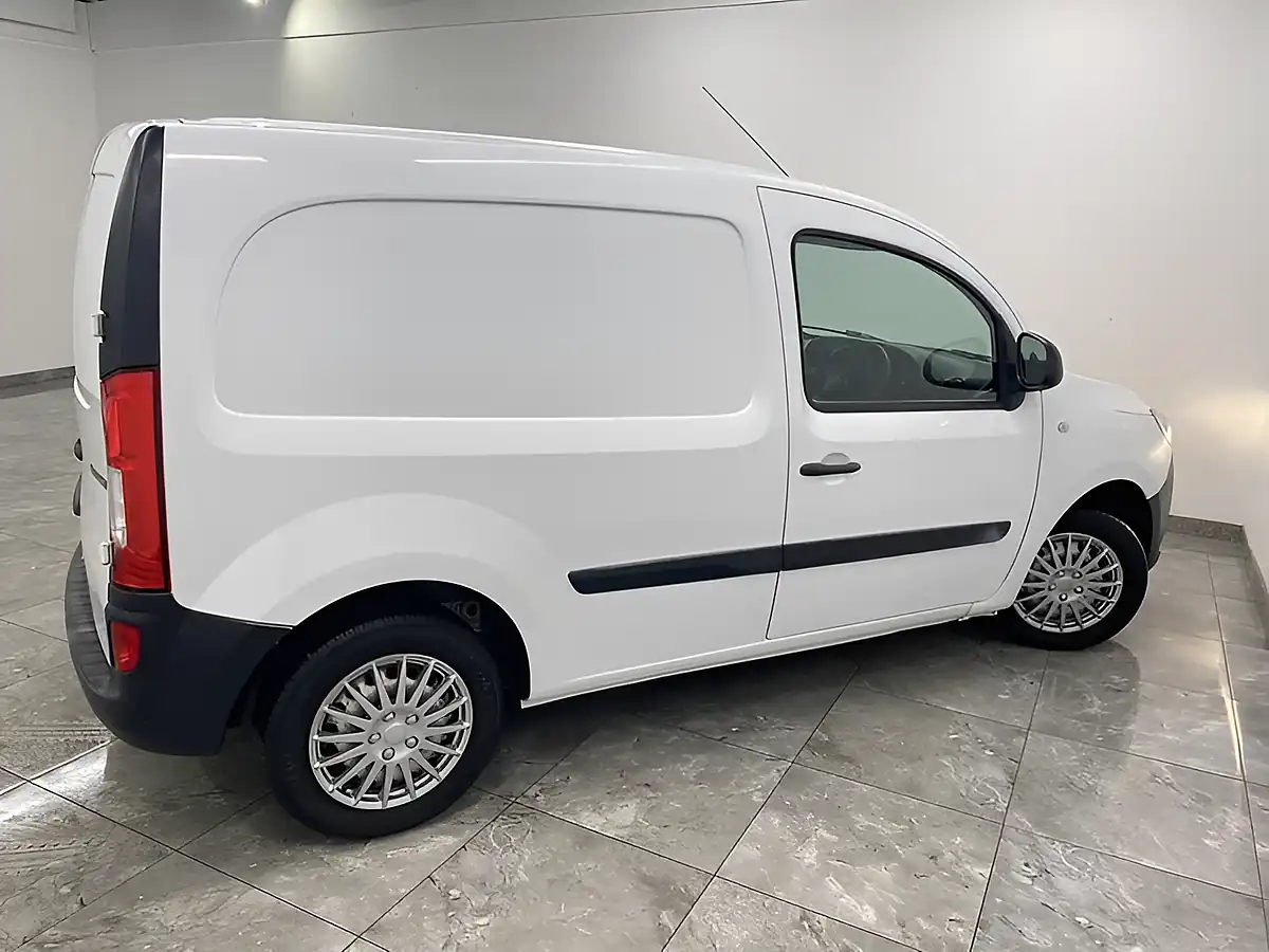 Used 2018 Mercedes-Benz Citan Panel Van L2 White - Interior and Exterior details 8