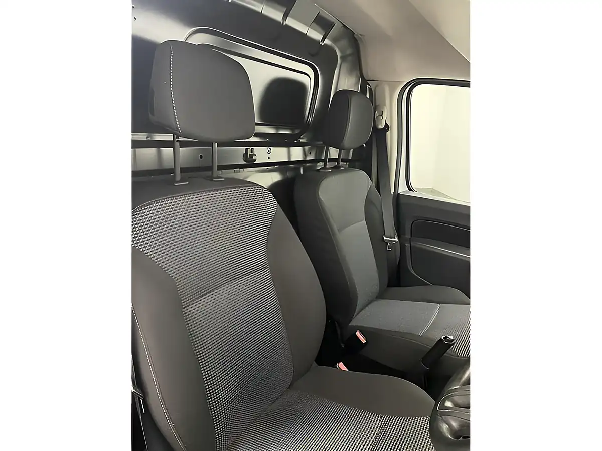 Used 2018 Mercedes-Benz Citan Panel Van L2 White - Interior and Exterior details 9