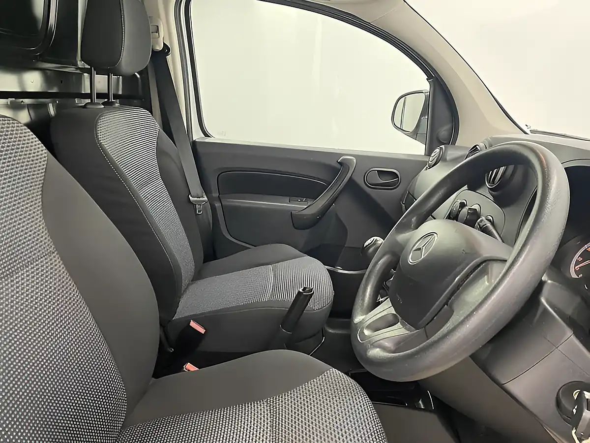 Used 2018 Mercedes-Benz Citan Panel Van L2 White - Interior and Exterior details 10