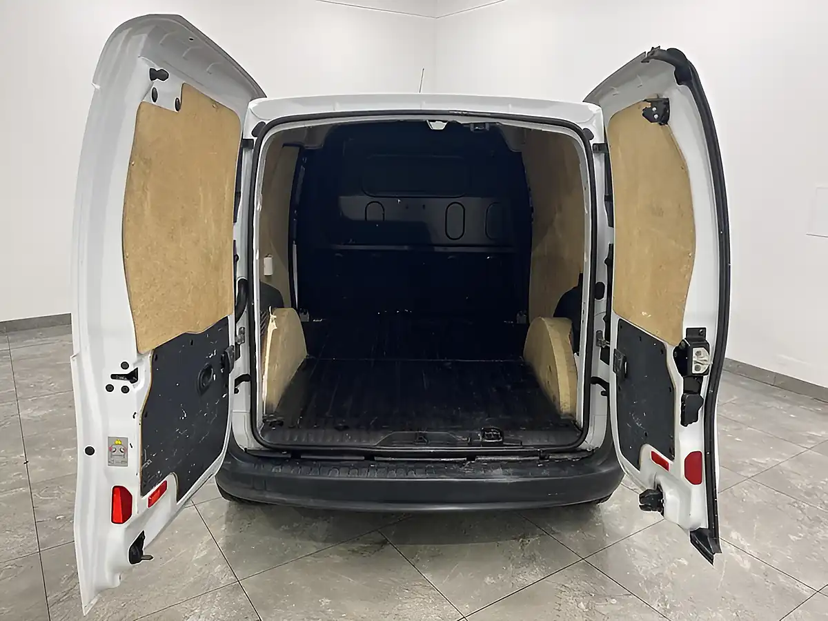 Used 2018 Mercedes-Benz Citan Panel Van L2 White - Interior and Exterior details 13