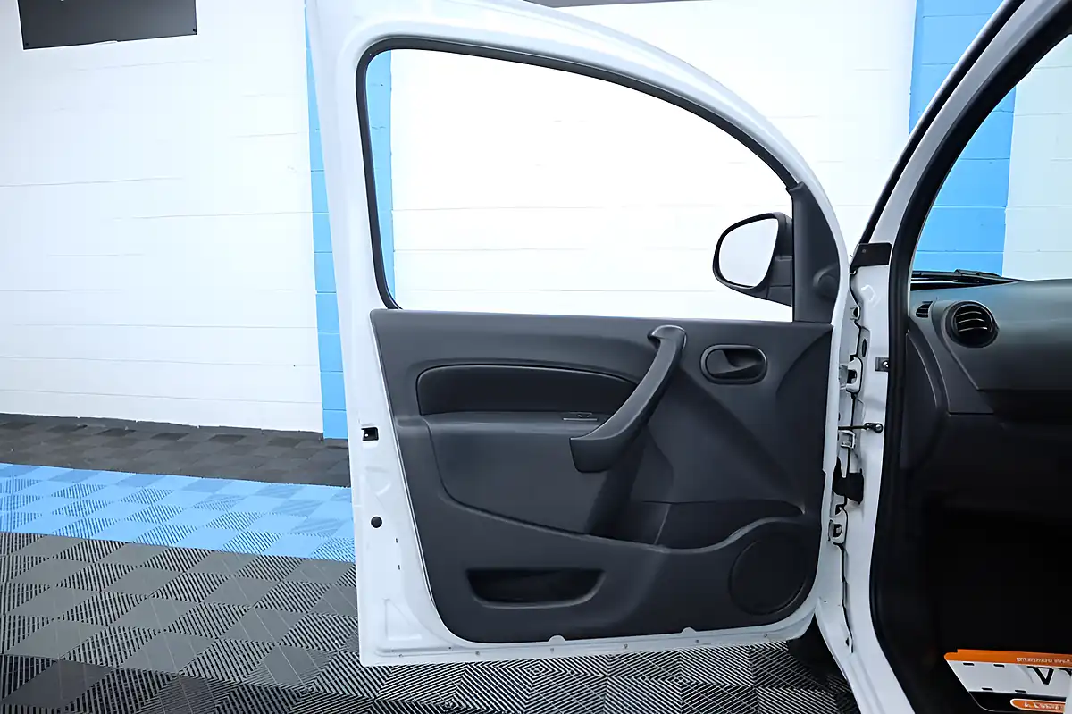 Used 2018 Mercedes-Benz Citan Panel Van Swb White - Interior and Exterior details 13