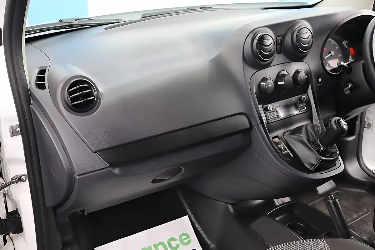 Used 2018 Mercedes-Benz Citan Panel Van Swb White - Interior and Exterior details 15