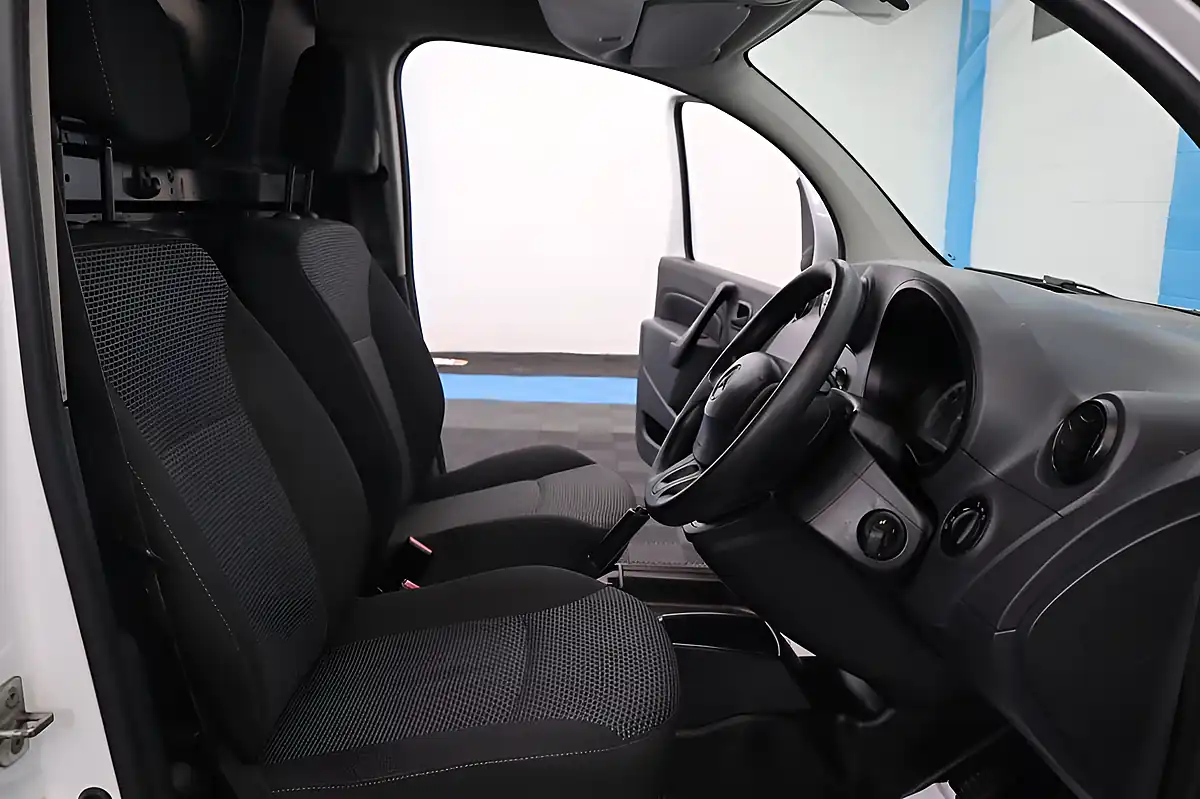 Used 2018 Mercedes-Benz Citan Panel Van Swb White - Interior and Exterior details 16