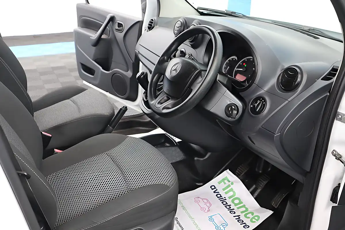 Used 2018 Mercedes-Benz Citan Panel Van Swb White - Interior and Exterior details 17