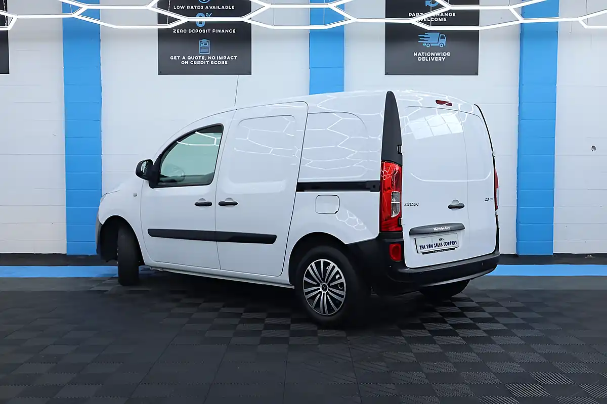 Used 2018 Mercedes-Benz Citan Panel Van Swb White - Interior and Exterior details 7