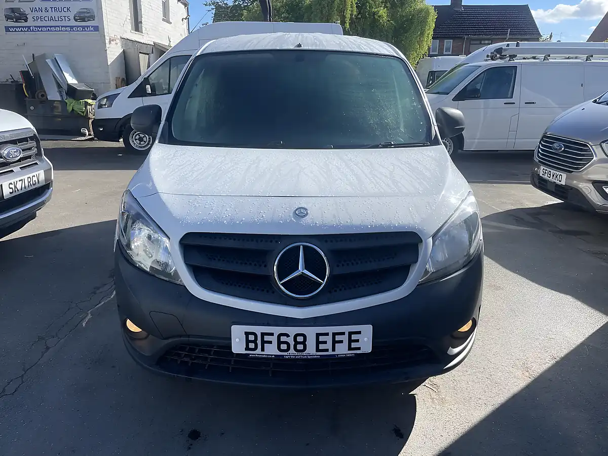 Used 2018 Mercedes-Benz Citan Swb White - Interior and Exterior details 2