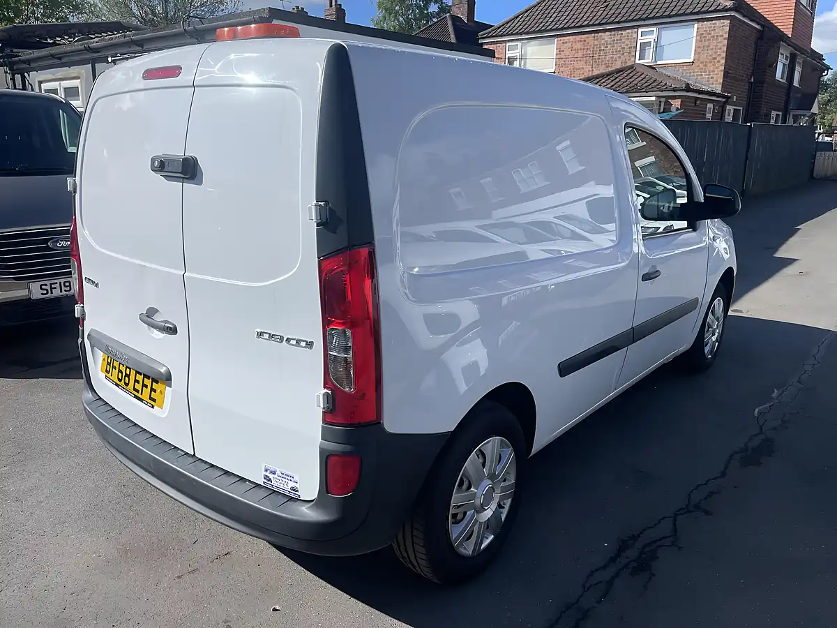 Used 2018 Mercedes-Benz Citan Swb White - Interior and Exterior details 7
