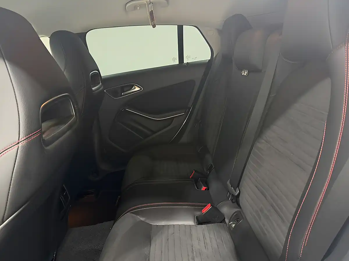 Used 2018 Mercedes-Benz Cla AMG Line Edition Shooting Brake White - Interior and Exterior details 18