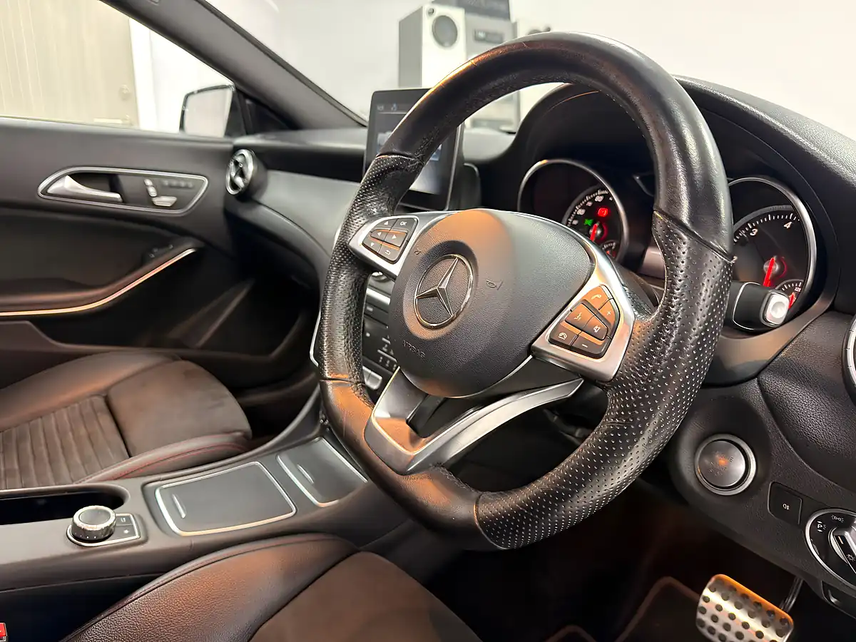 Used 2018 Mercedes-Benz Cla AMG Line Night Edition Plus Polar White - Interior and Exterior details 20