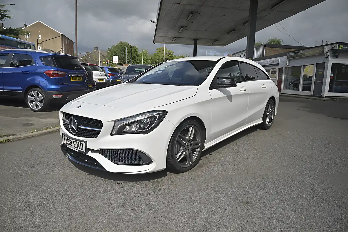 Used 2018 Mercedes-Benz Cla AMG Line Night Edition Polar White - Interior and Exterior details 3