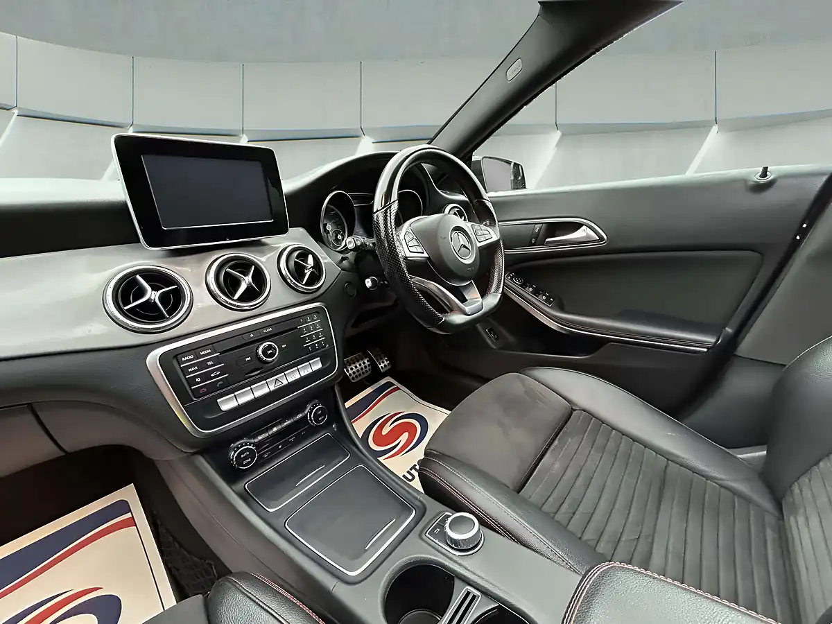 Used 2018 Mercedes-Benz Cla AMG Line Shooting Brake Black - Interior and Exterior details 16