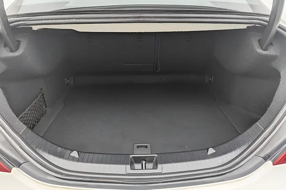 Used 2018 Mercedes-Benz Cla Sport White - Interior and Exterior details 16