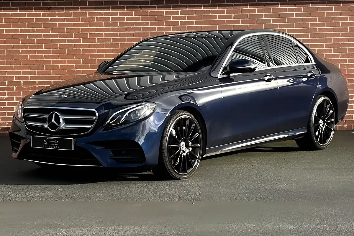 Used 2018 Mercedes-Benz E Class AMG Line (premium) Blue - Interior and Exterior details 12