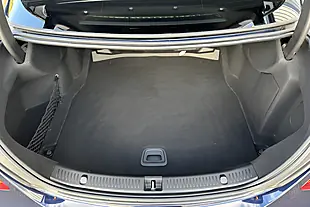 Used 2018 Mercedes-Benz E Class AMG Line (premium) Blue - Interior and Exterior details 13