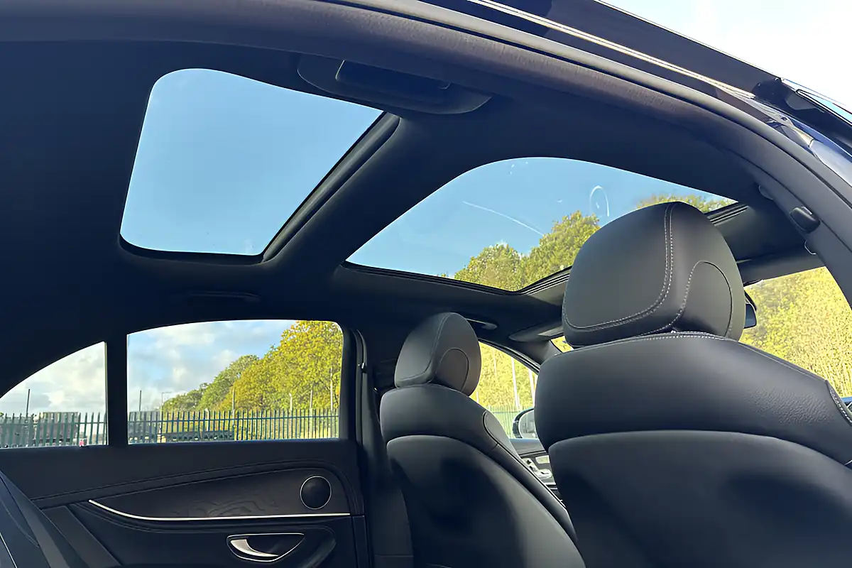 Used 2018 Mercedes-Benz E Class AMG Line (premium) Blue - Interior and Exterior details 18