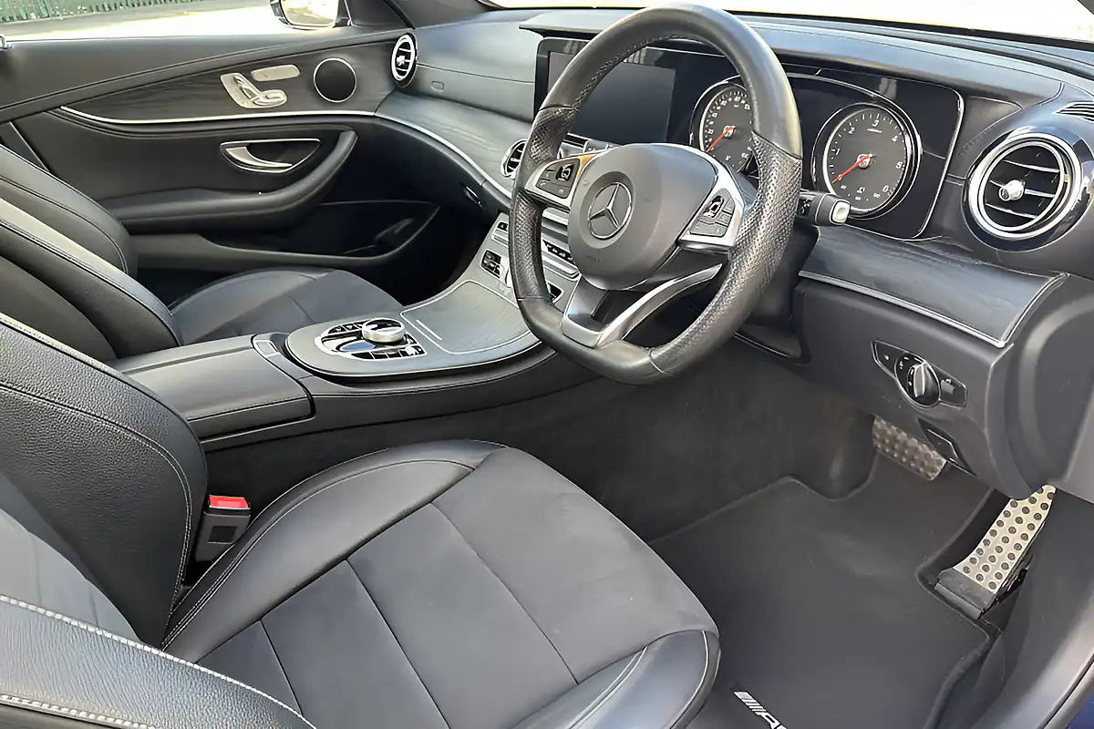 Used 2018 Mercedes-Benz E Class AMG Line (premium) Blue - Interior and Exterior details 3