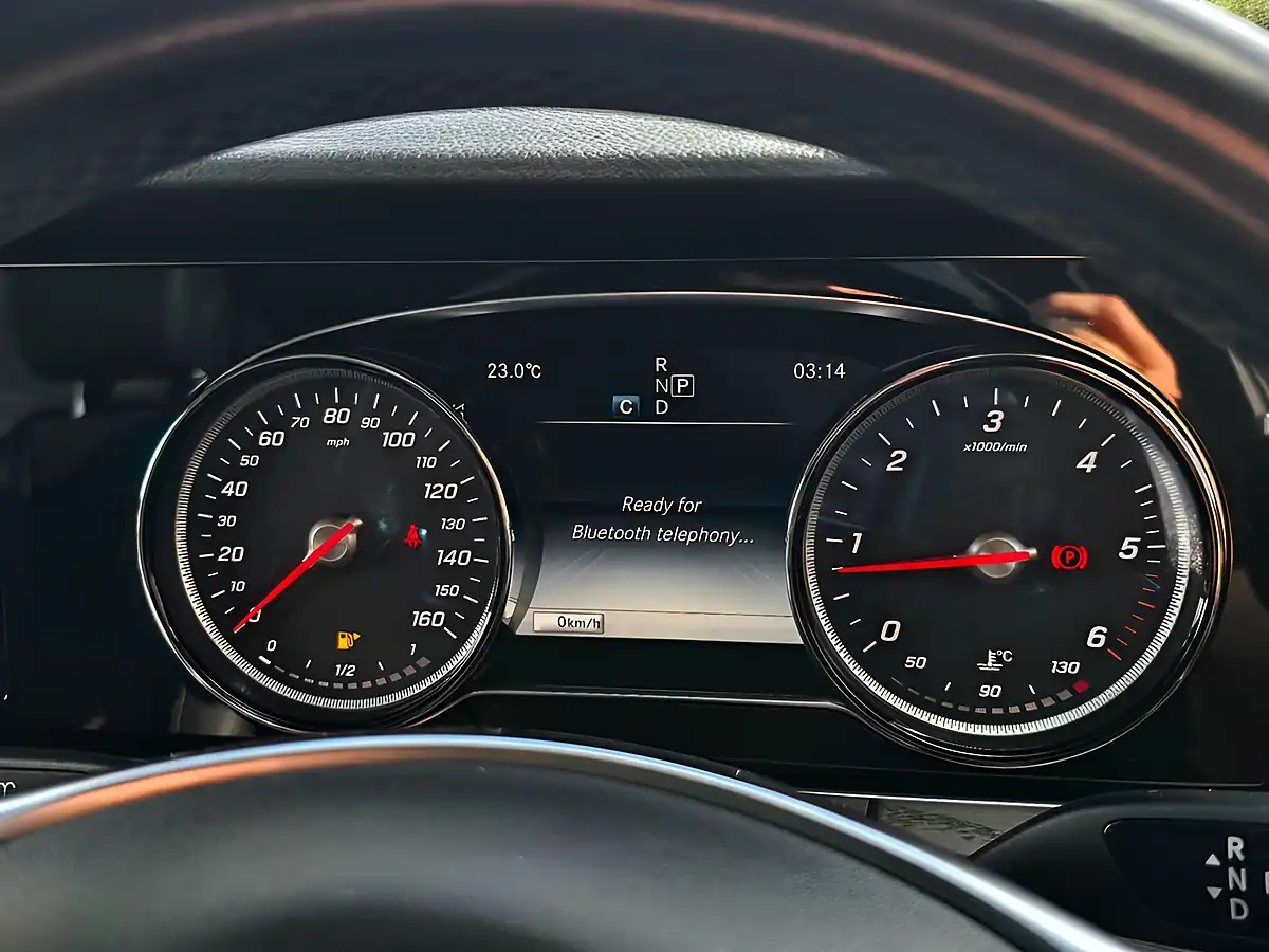Used 2018 Mercedes-Benz E Class AMG Line (premium) Cavansite Blue - Interior and Exterior details 15