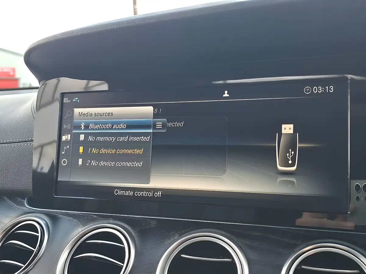 Used 2018 Mercedes-Benz E Class AMG Line (premium) Cavansite Blue - Interior and Exterior details 17