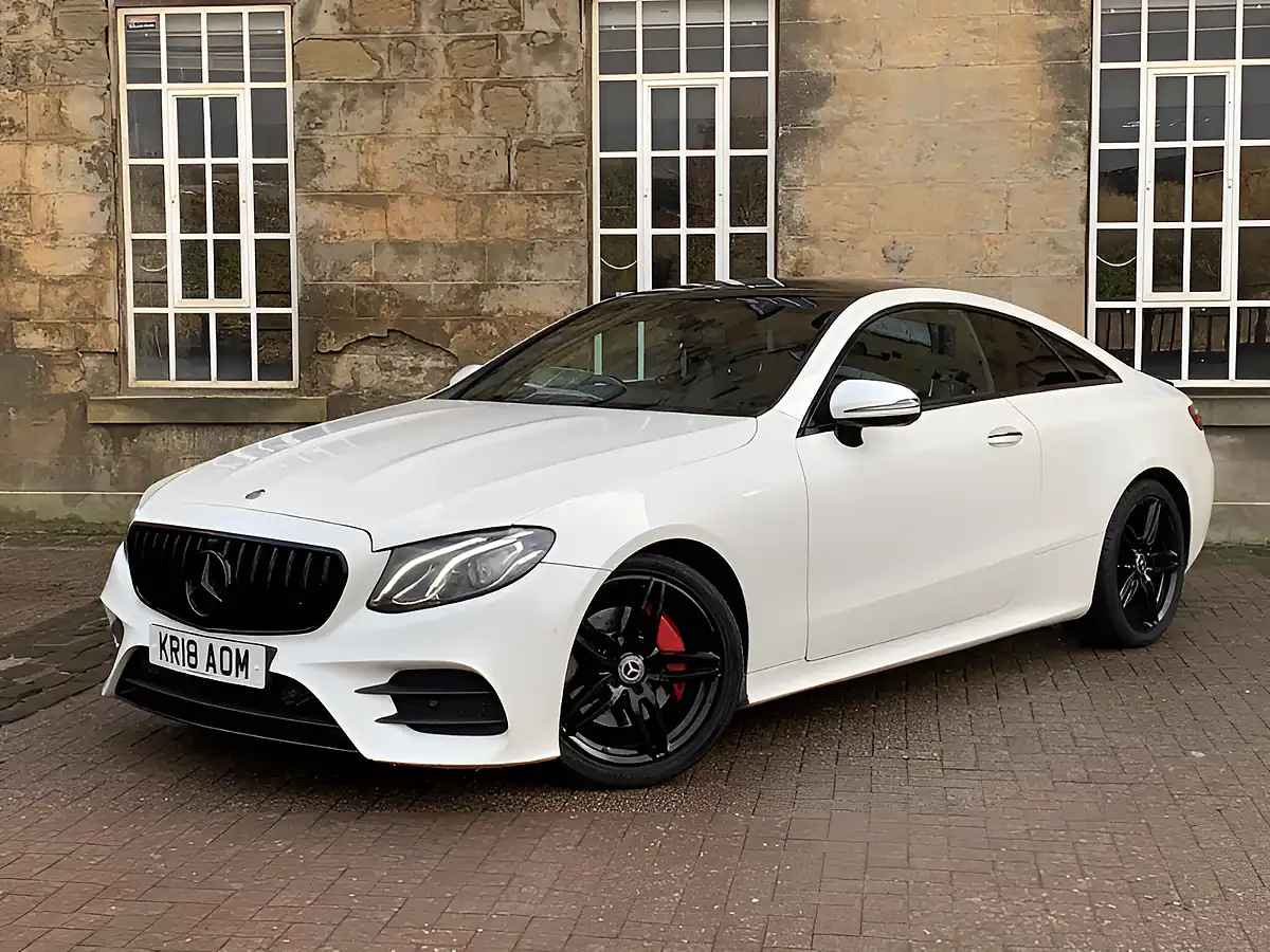 Used 2018 Mercedes-Benz E Class AMG Line (premium) Diamond White Pearlescent - Interior and Exterior details 9