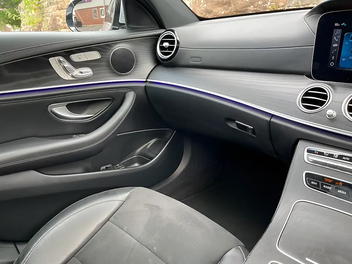 Used 2018 Mercedes-Benz E Class AMG Line (premium) Silver - Interior and Exterior details 13